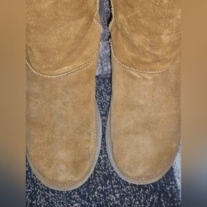 Koolaburra uggs